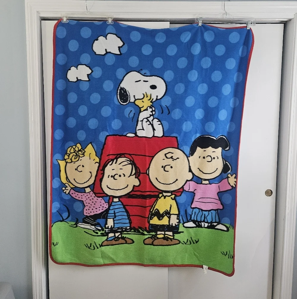 Peanuts Character Throw Blanket 2015 Snoopy Woodstock 50th Anniversary